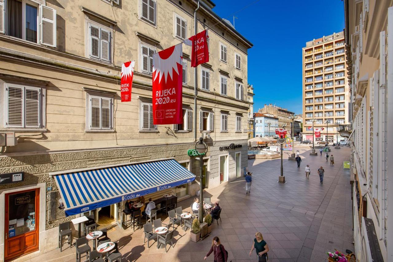 Srnec Apartments - Korzo Rijeka Exterior photo